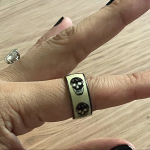 Alexander McQueen enamel skull ring